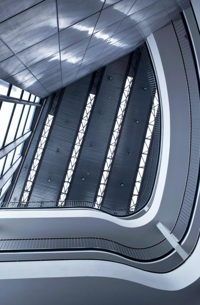 modern-architecture-building-e1669347885806